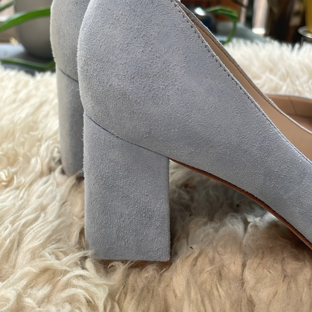 Marc FisherZala Pump baby blue microsuede pumps 6 1/2 - Picture 6 of 6